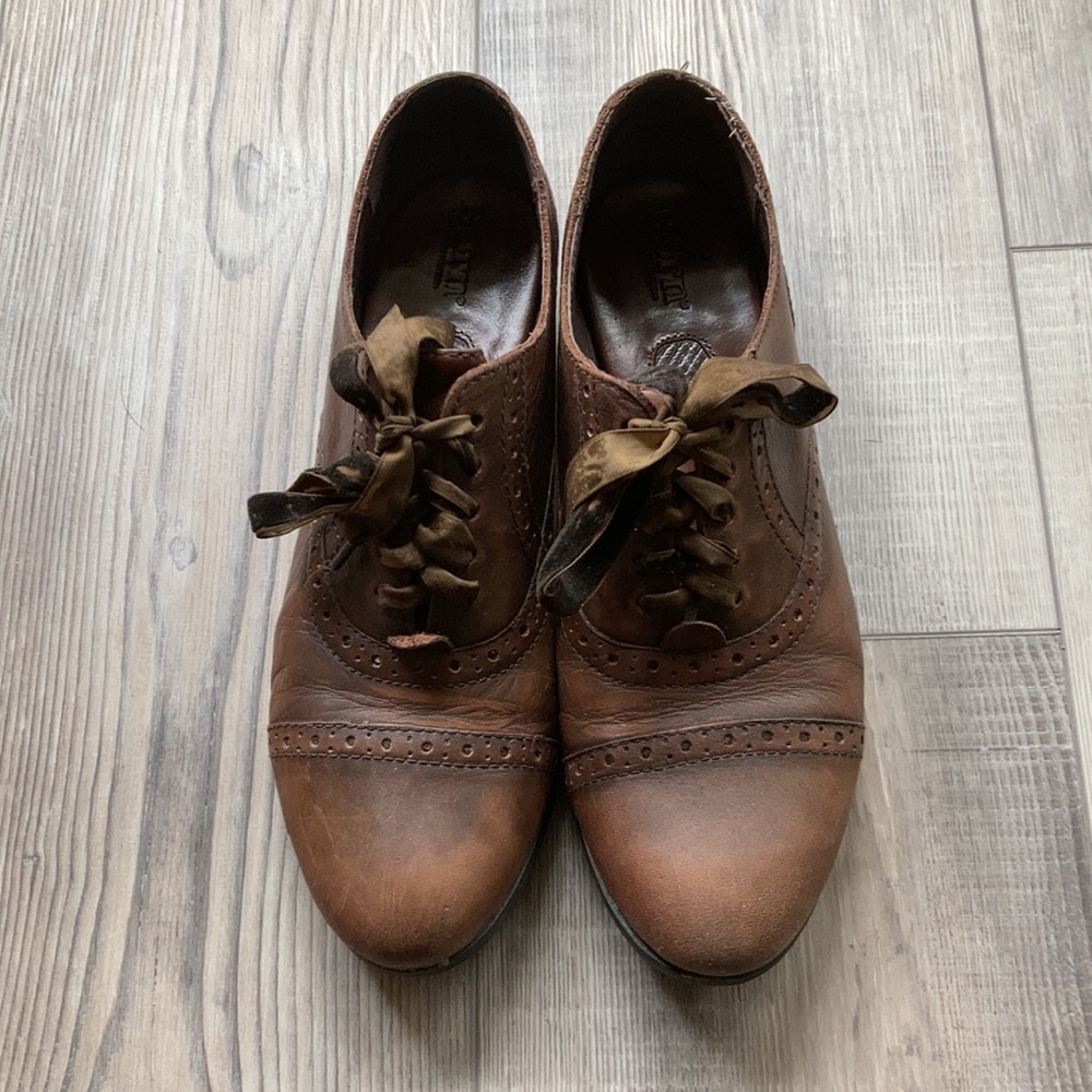 Born brown leather Oxford shoes